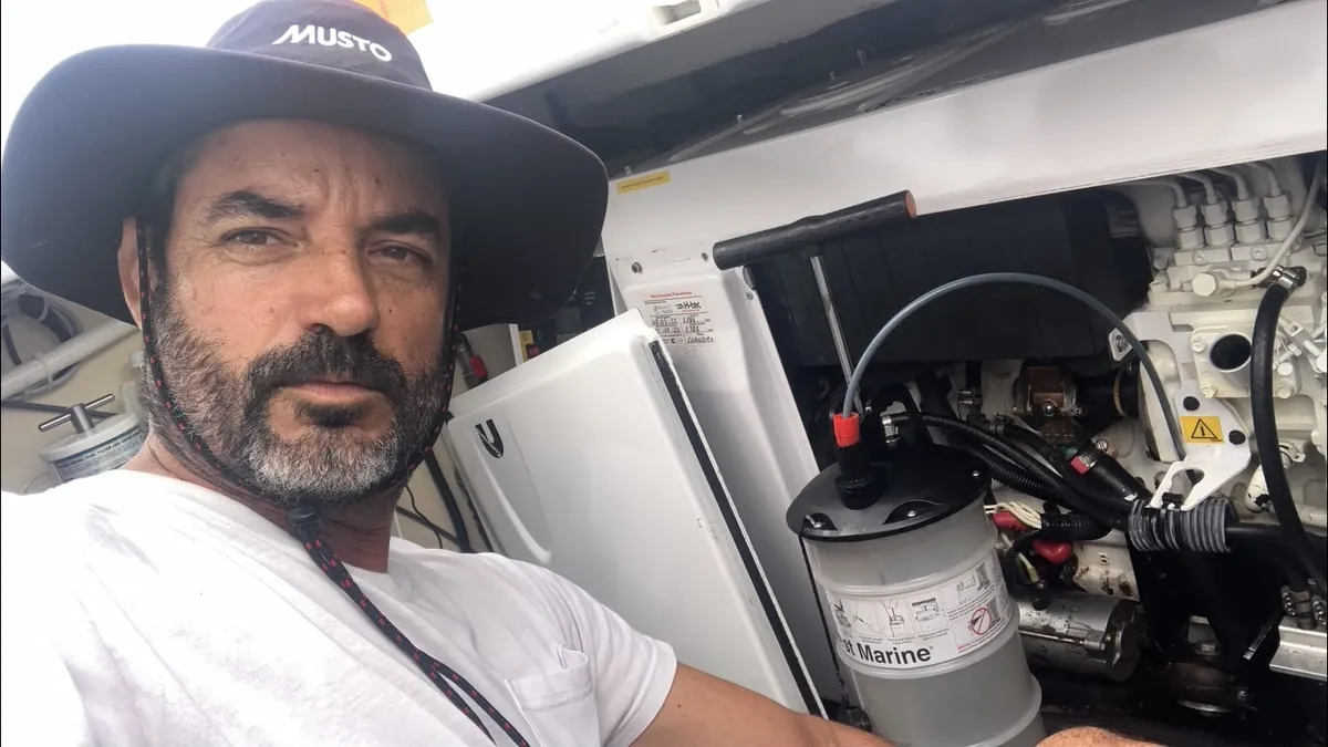 Sacha Levy: Mantenimiento de motor